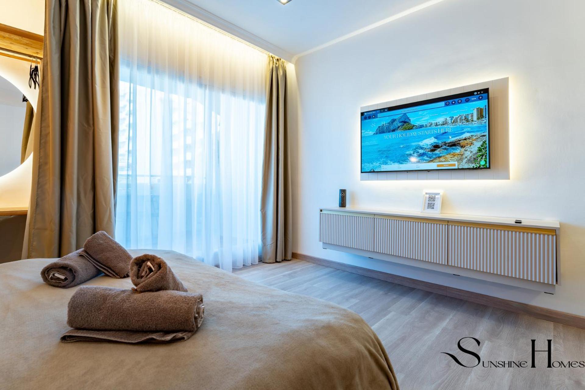 Seaview Beachfront Studio With Aqua Park & Balcony Benalmadena Exterior photo