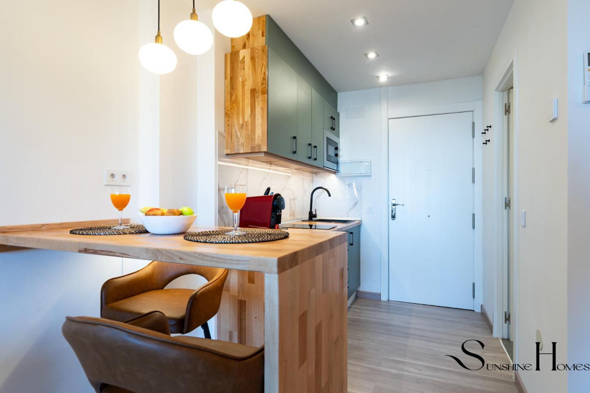 Seaview Beachfront Studio With Aqua Park & Balcony Benalmadena Exterior photo